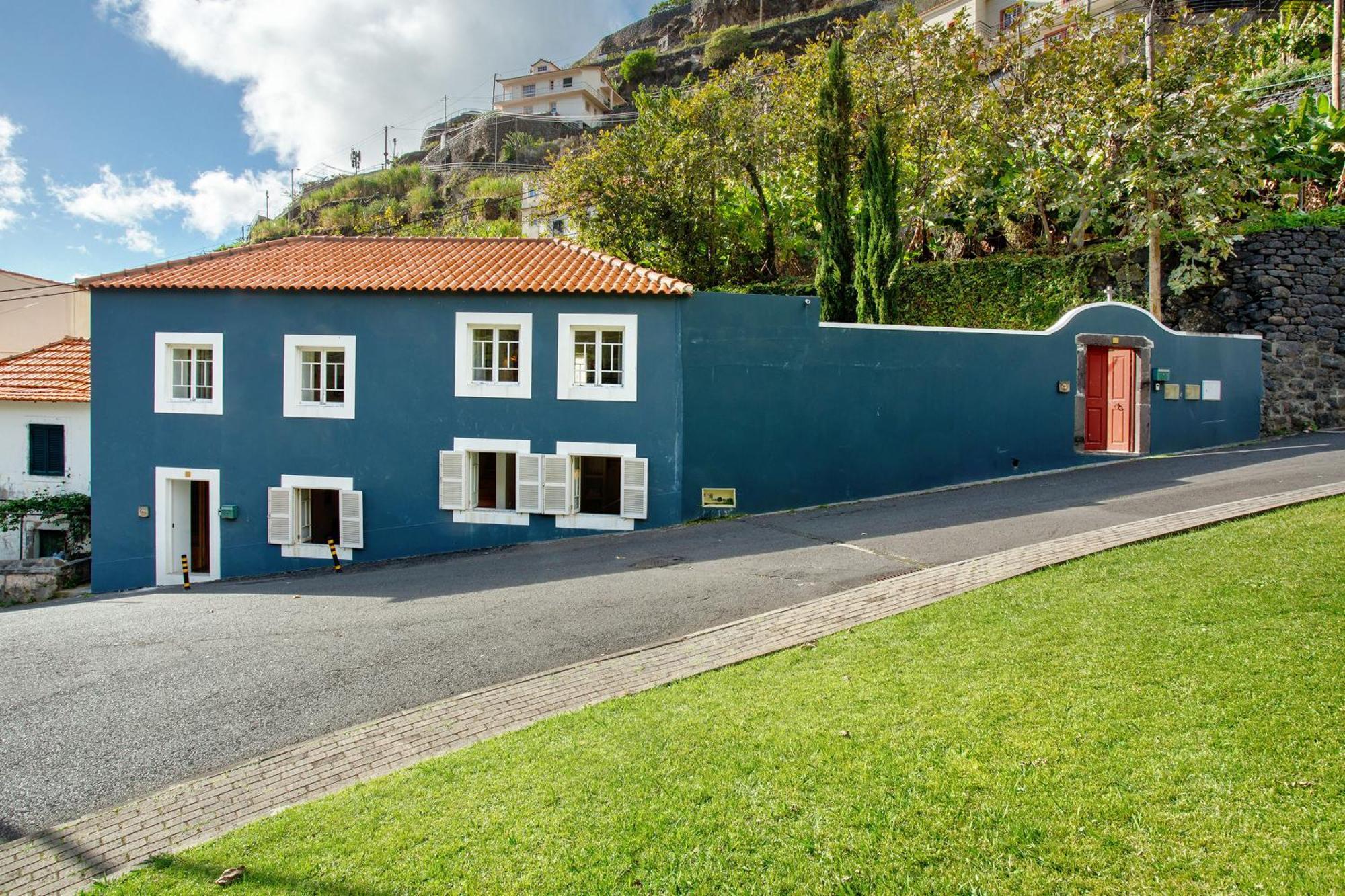 Calheta House T2 Holiday home *